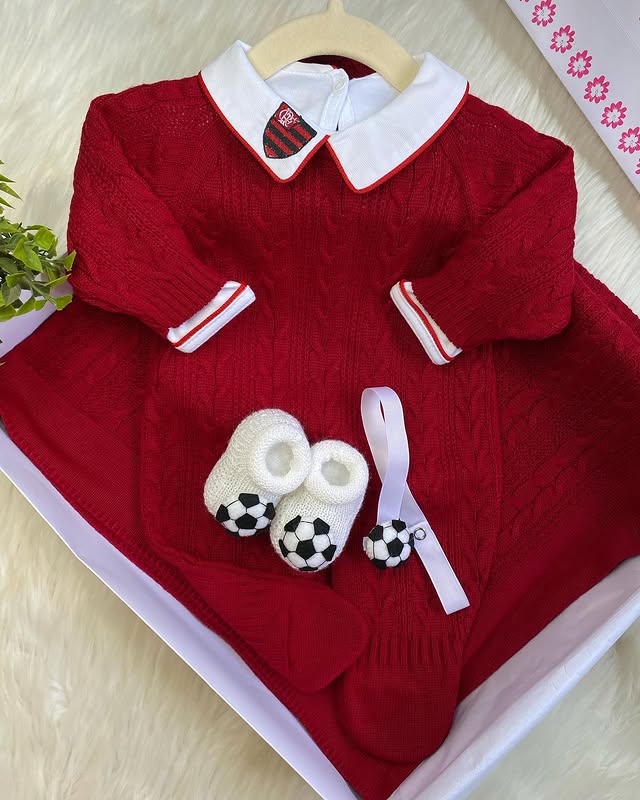 PROMOÇÃO Kit Saída Maternidade TIME FAVORITO Completa - Veste Até 4 Meses (Menino)