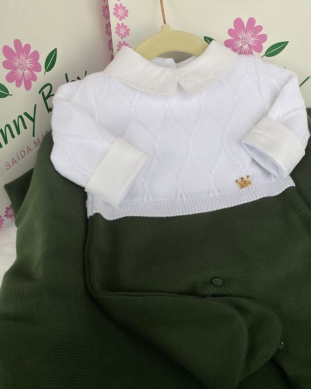 PROMOÇÃO Kit Saída Maternidade Com Pingente Dourado Personalizável Completa - Veste Até 4 Meses (Menino)