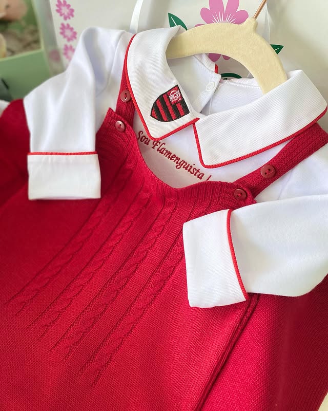 PROMOÇÃO Kit Saída Maternidade TIME FAVORITO Completa - Veste Até 4 Meses (Menino)