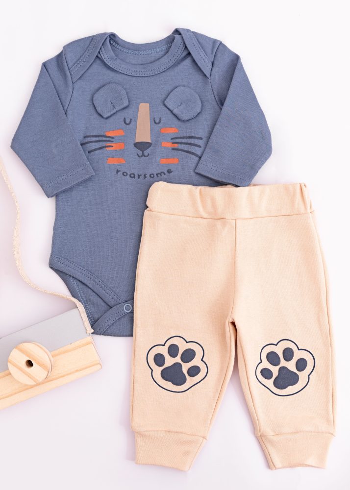 Conjunto Bebê Body Com Estampa Roar Some e Calça Bege